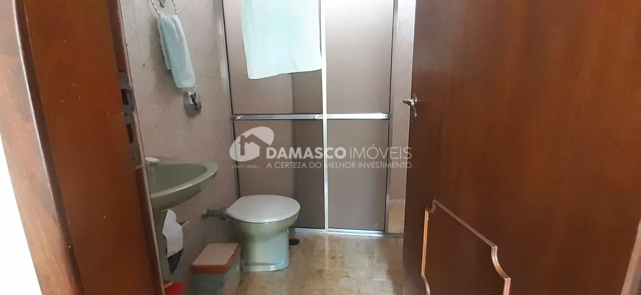 Sobrado à venda 3 Quartos, 1 Suite, 2 Vagas, 193M², Santa Maria, São Caetano do Sul - SP