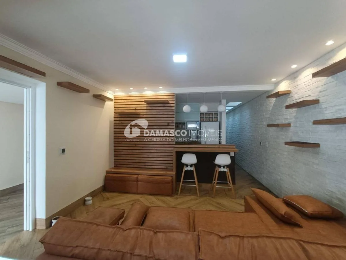 Sobrado à venda 2 Quartos, 2 Suites, 3 Vagas, Fundação, São Caetano do Sul - SP