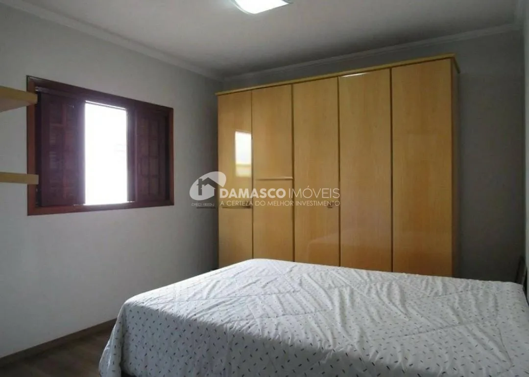 Sobrado à venda 3 Quartos, 3 Suites, 3 Vagas, 150M², Vila Alto de Santo André, Santo André - SP
