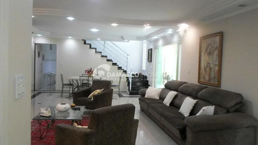 Sobrado à venda 4 Quartos, 2 Suites, 8 Vagas, 400M², Cerâmica, São Caetano do Sul - SP