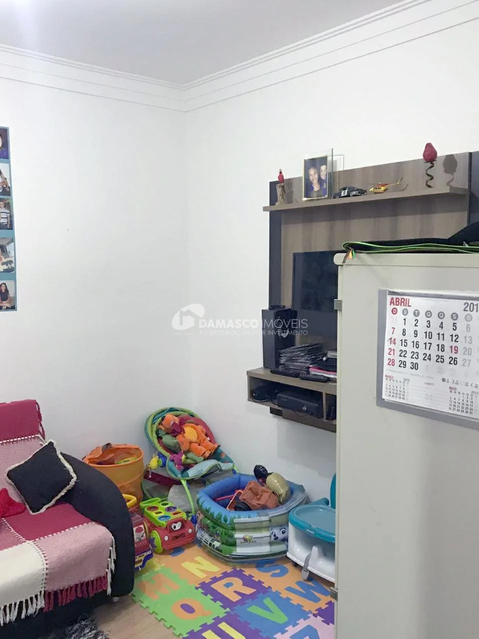 Sobrado à Venda 3 Quartos, 3 Suites, 6 Vagas, Nova Gerty, São Caetano do Sul - SP