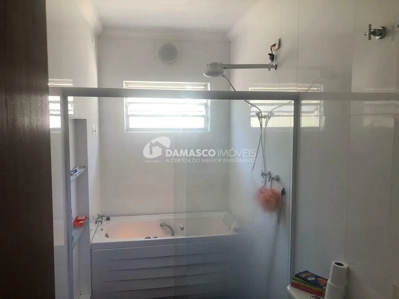 Sobrado à venda 3 Quartos, 3 Suites, 5 Vagas, 177M², Osvaldo Cruz, São Caetano do Sul - SP