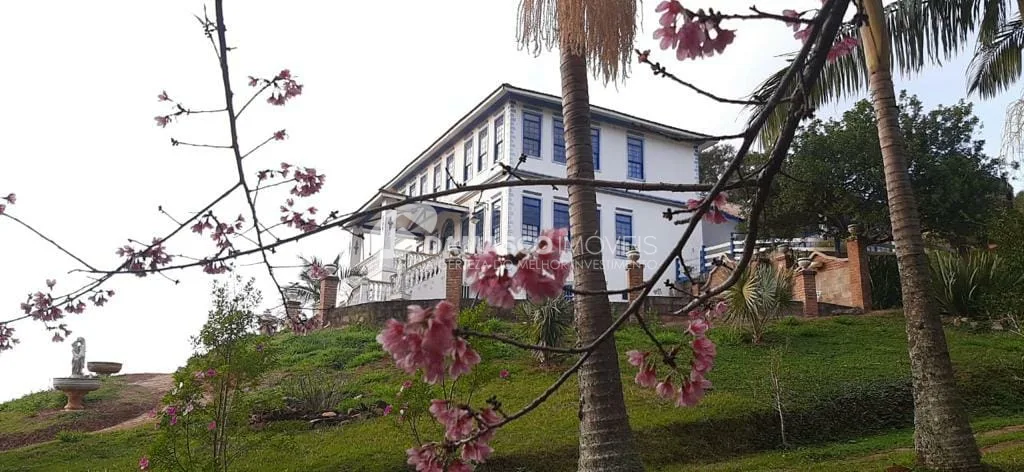 Casa à venda 6 Quartos, 6 Suites, Dos Pires, Sapucaí Mirim - MG