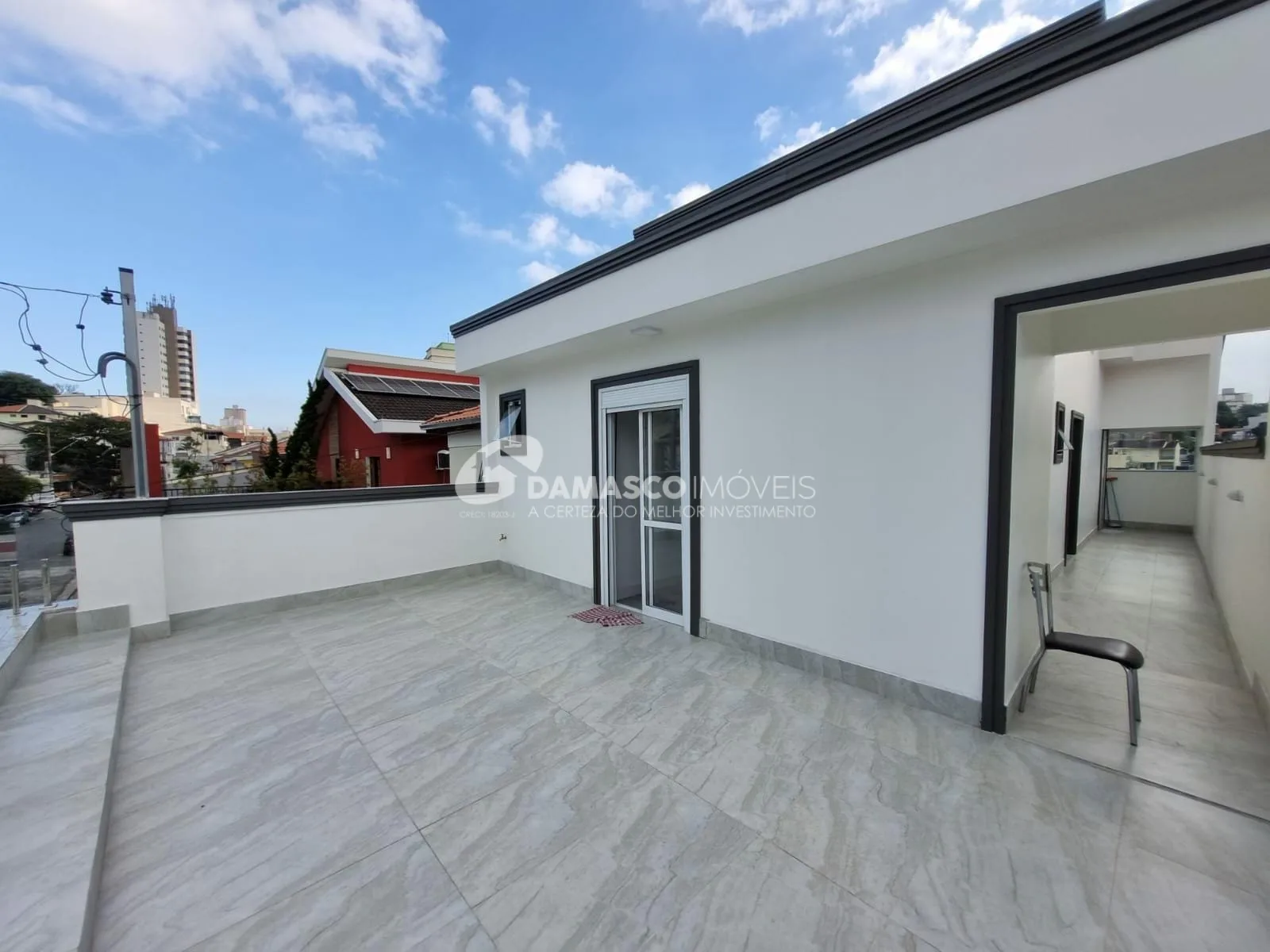 Sobrado à venda 3 Quartos, 3 Suites, 4 Vagas, Campestre, Santo André - SP