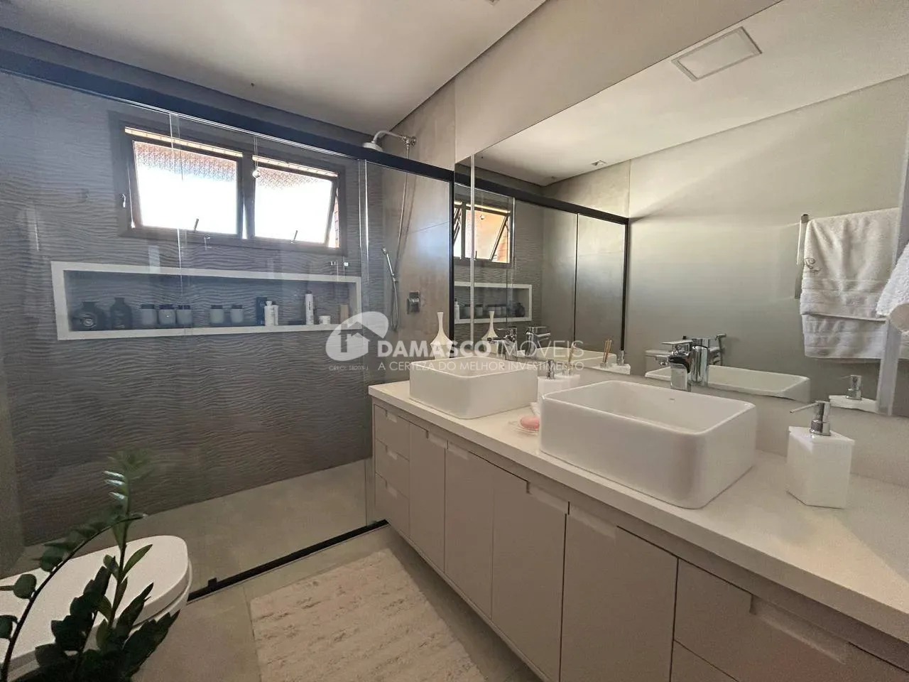 Apartamento de Alto Padrão à Venda no Santo Antônio, São Caetano do Sul | 238 m² | 4 Dormitórios | 2 Suítes