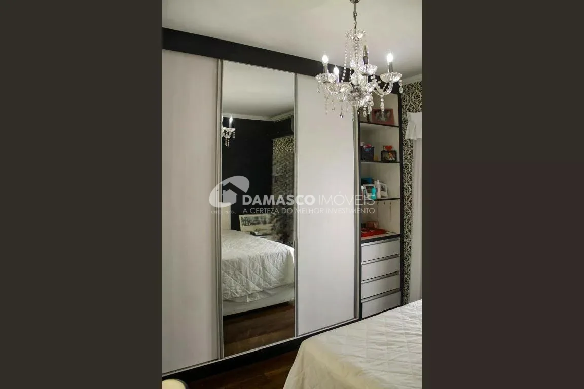 Sobrado à venda 3 Quartos, 1 Suite, 4 Vagas, 292M², Santa Maria, São Caetano do Sul - SP