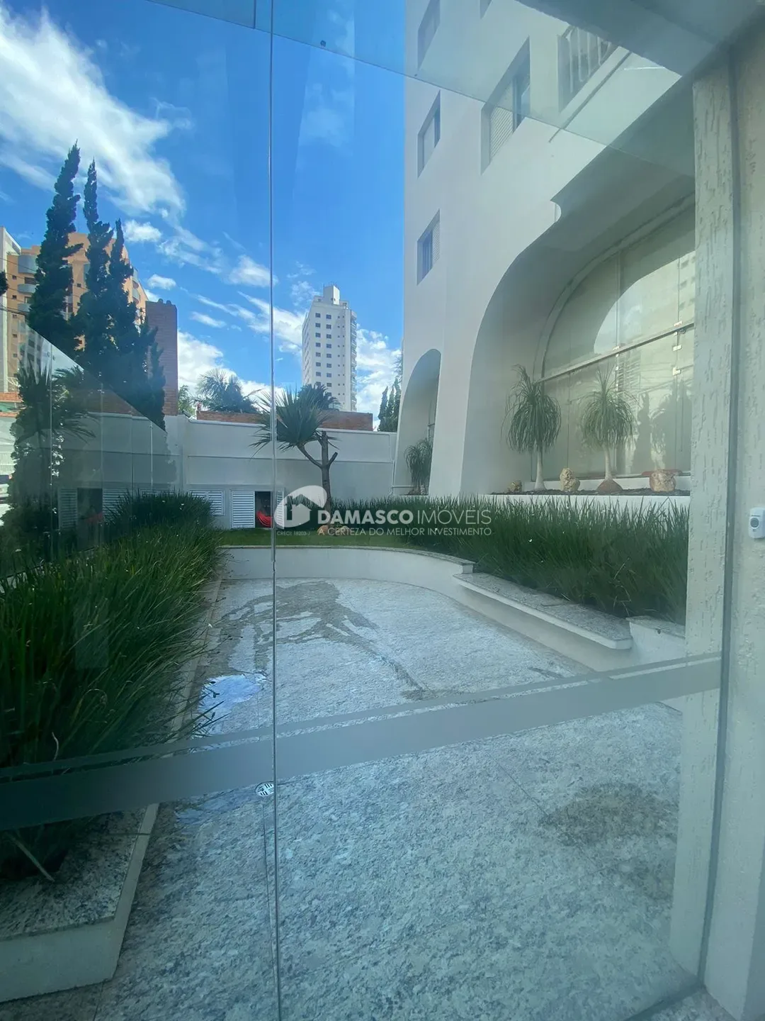 Apartamento de alto padrão à venda no Santo Antônio | 320 m² | 4 dormitórios | 3 suítes