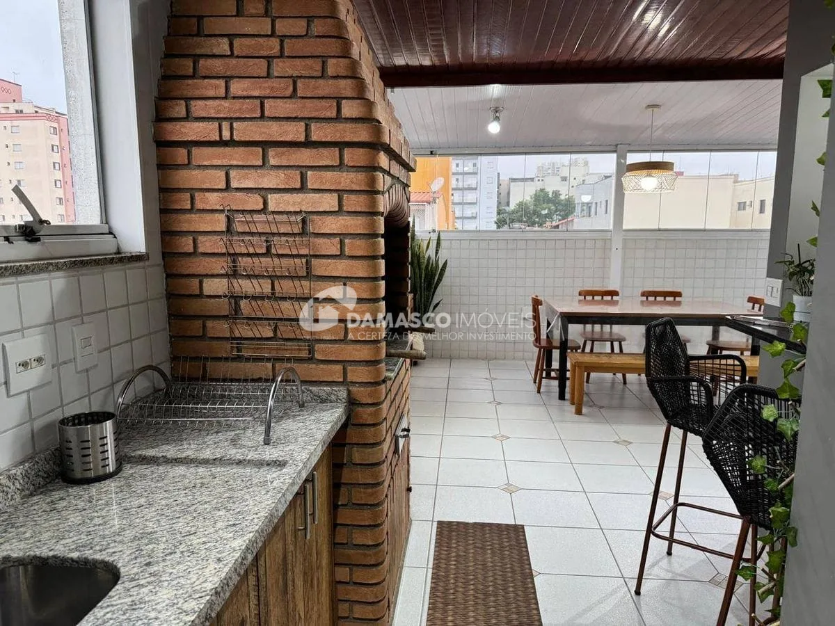 Penthouse, 2 dorm, 1 suíte e sala com sacada