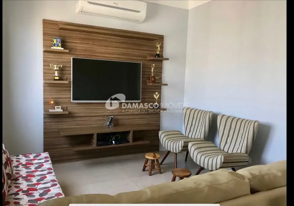 Apartamento à venda 2 Quartos, 1 Suite, 2 Vagas, Pitangueiras, Guarujá - SP 
