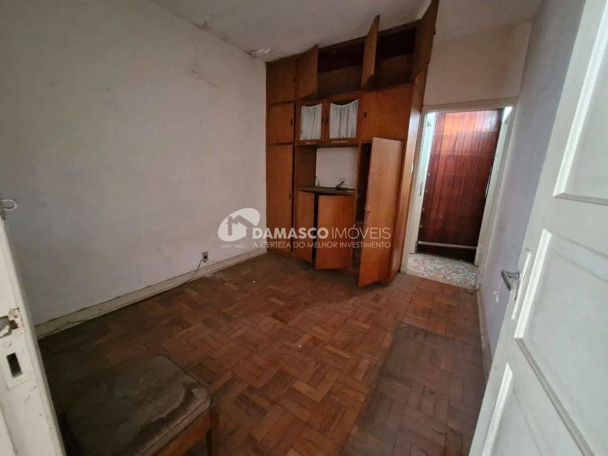CASA TÉRREA NO BAIRRO SANTA PAULA, 3 DORMITÓRIOS - SCS