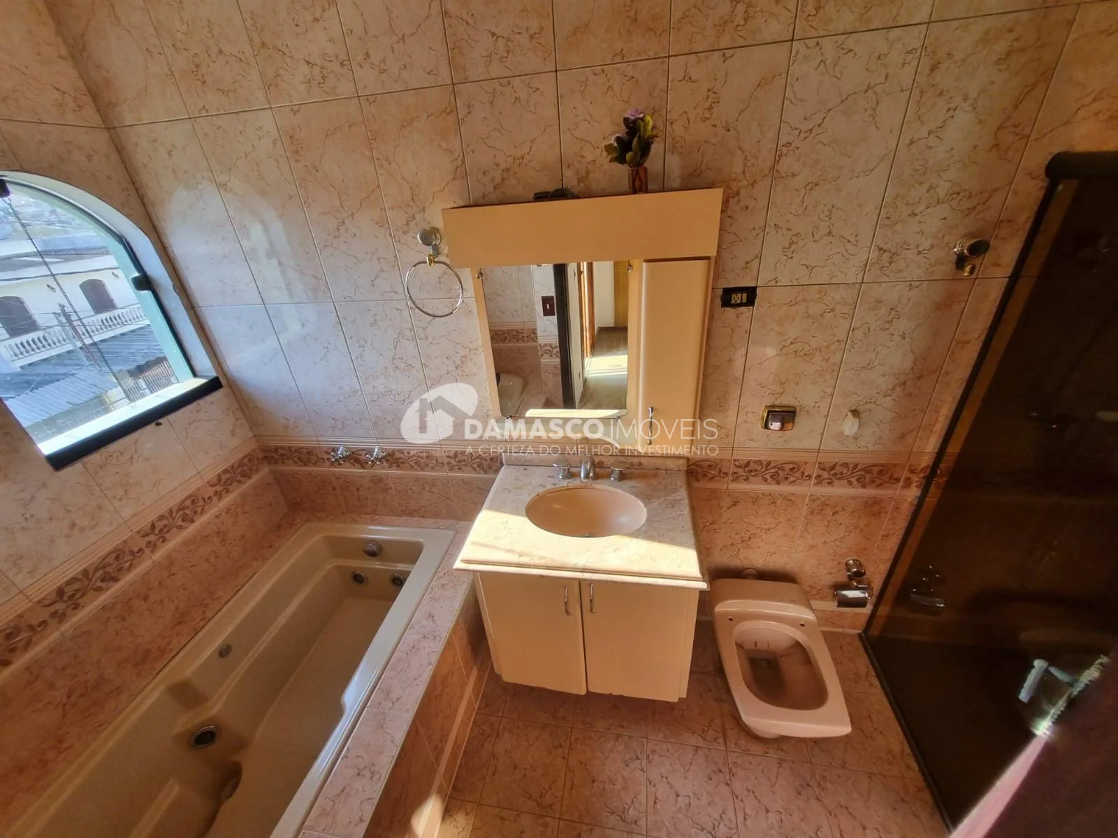Sobrado à venda 3 Quartos, 2 Suites, 2 Vagas, 207 m², Campestre, Santo André - SP