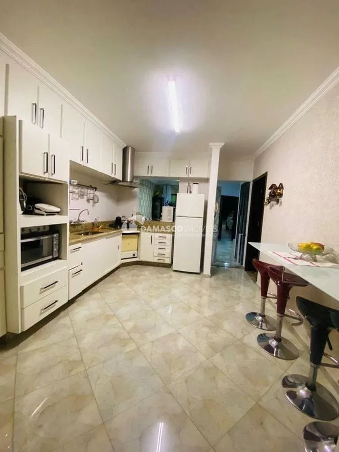 Sobrado à venda 4 Quartos, 3 Suites, 5 Vagas, Olímpico, São Caetano do Sul - SP