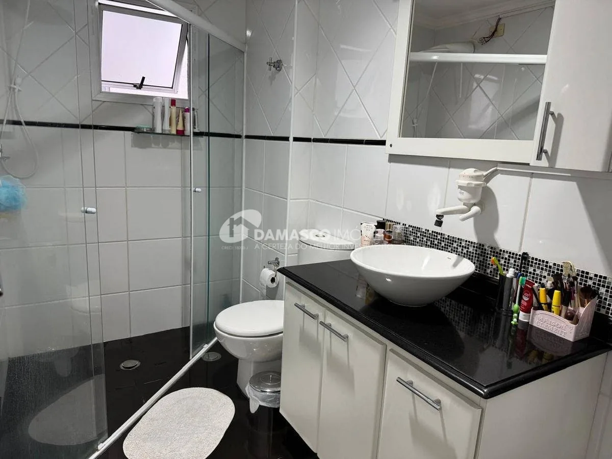 Penthouse, 2 dorm, 1 suíte e sala com sacada