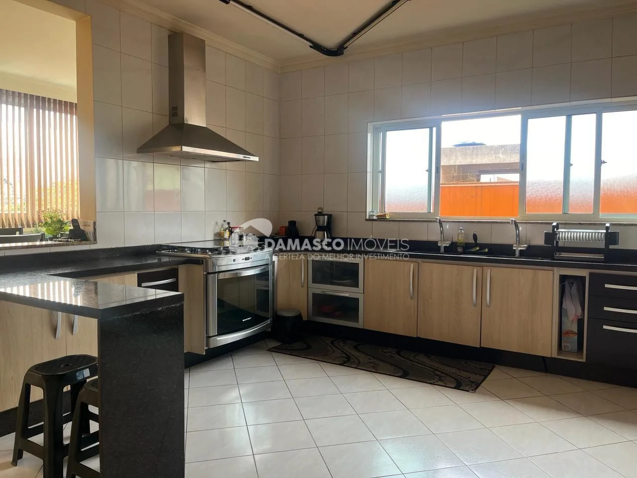 Incrível Sobrado à venda com 3 suítes e 5 vagas de garagem, Bairro Olímpico, São Caetano do Sul, SP