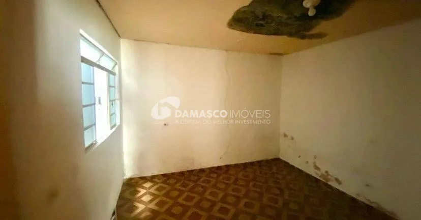 Casa Térrea - Bairro Olímpico