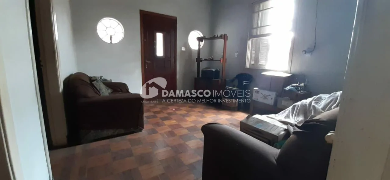Casa à venda 2 Quartos, 4 Vagas, 200M², Cerâmica, São Caetano do Sul - SP