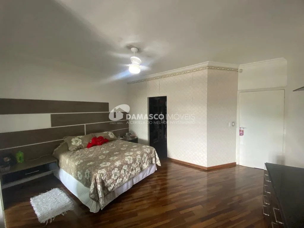 Sobrado à venda 3 Quartos, 3 Suites, 4 Vagas, 347M², Campestre, Santo André - SP