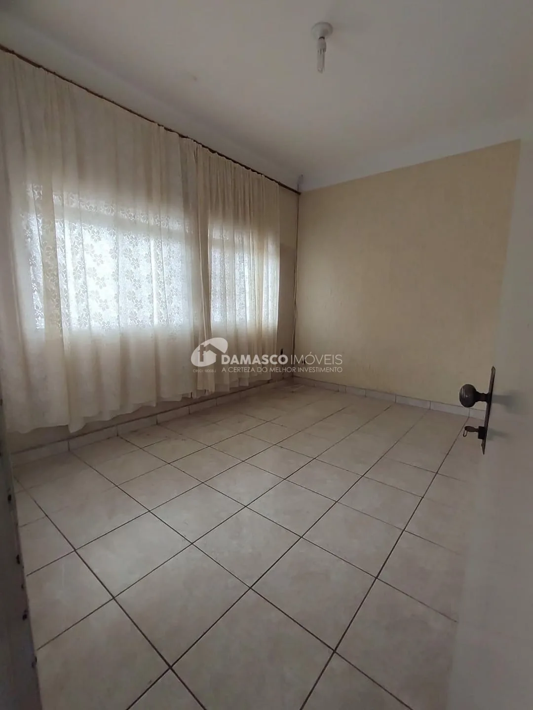Casa à venda 2 Quartos, 1 Suite, 6 Vagas, 229M², Osvaldo Cruz, São Caetano do Sul - SP