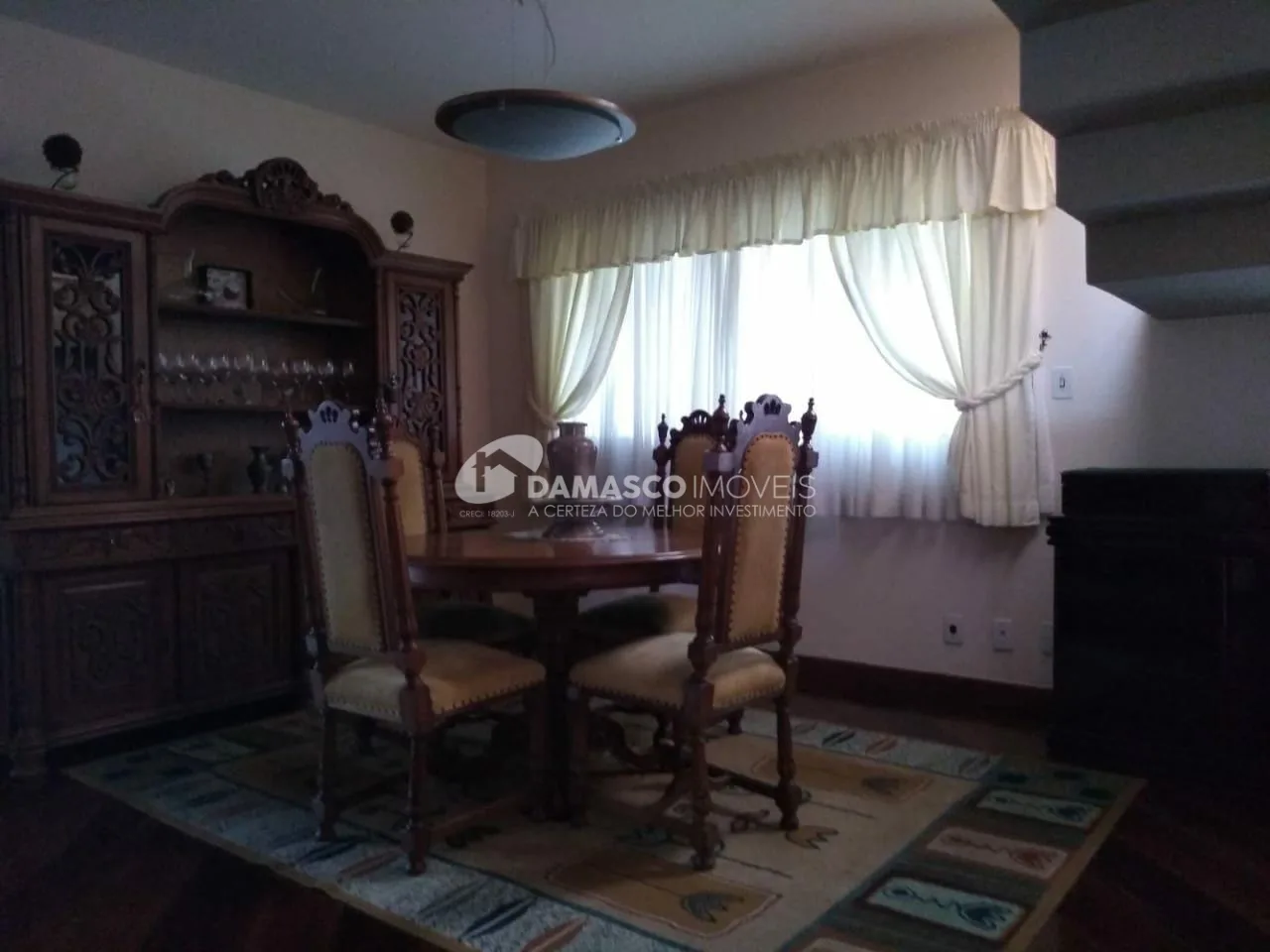 Sobrado à venda 3 Quartos, 1 Suite, 4 Vagas, 320M², Santa Paula, São Caetano do Sul - SP