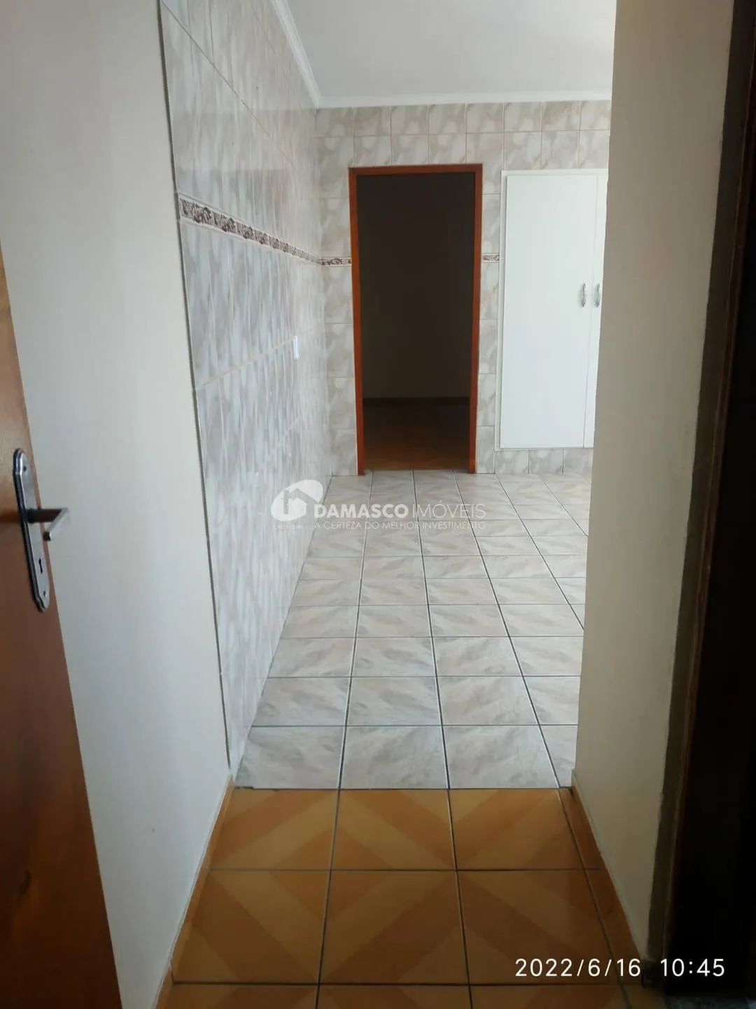 Casa à venda 2 Quartos, 2 Vagas, Vila Palmares, Santo André - SP