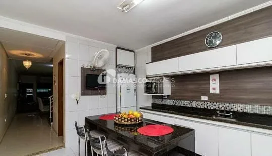 Sobrado à venda 3 Quartos, 1 Suite, 2 Vagas, Vila Alpina, São Paulo - SP