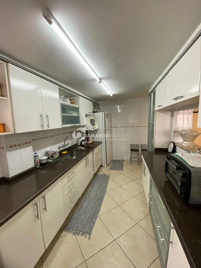 Sobrado à venda 3 Quartos, 1 Suite, 3 Vagas, 220M², Osvaldo Cruz, São Caetano do Sul - SP
