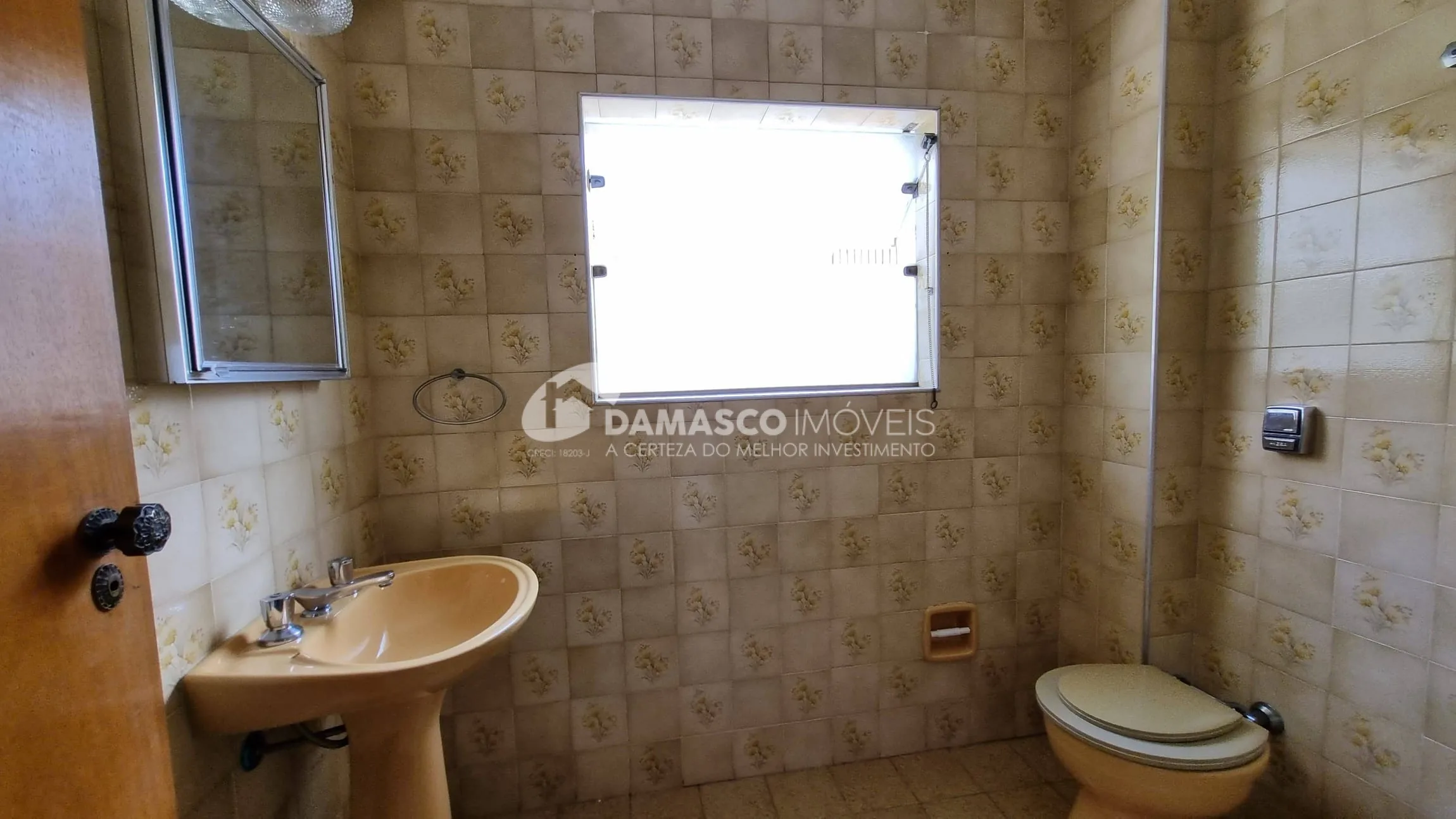 Sobrado à Venda em São Caetano do Sul | 4 Dormitórios | 3 Suítes | Segunda Casa Independente | 6 Vagas
