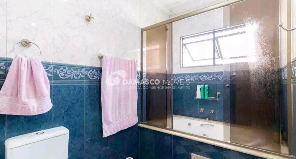 Sobrado à venda 3 Quartos, 1 Suite, 3 Vagas, 253M², Vila Alpina, São Paulo - SP