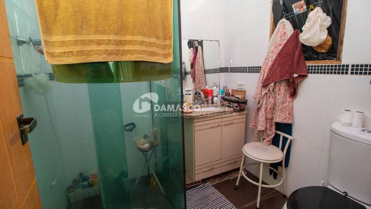 Imóvel com duas casas Bairro Osvaldo Cruz