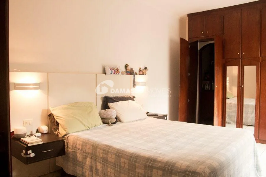 Sobrado à venda 3 Quartos, 1 Suite, 2 Vagas, 231M², Barcelona, São Caetano do Sul - SP
