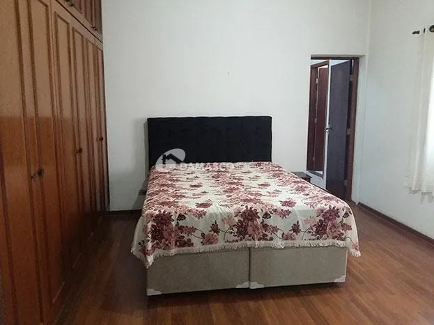 Sobrado à venda 3 Quartos, 1 Suite, 4 Vagas, 201M², Santa Maria, São Caetano do Sul - SP