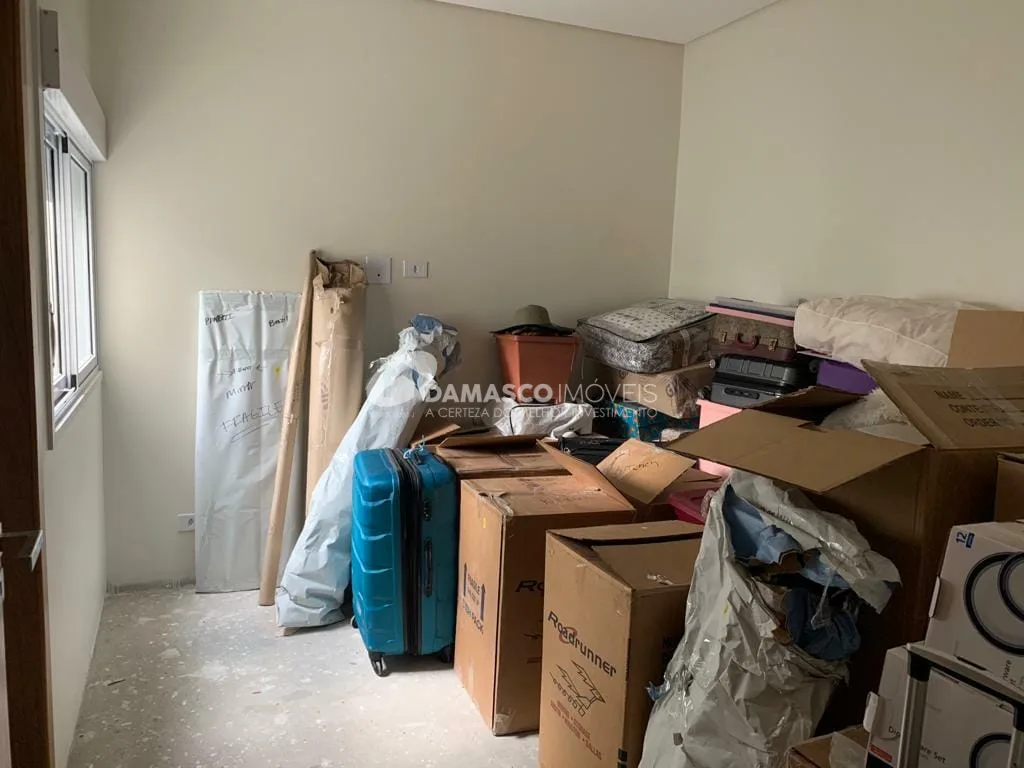 Sobrado à venda 3 Quartos, 3 Suites, 4 Vagas, Campestre, Santo André - SP