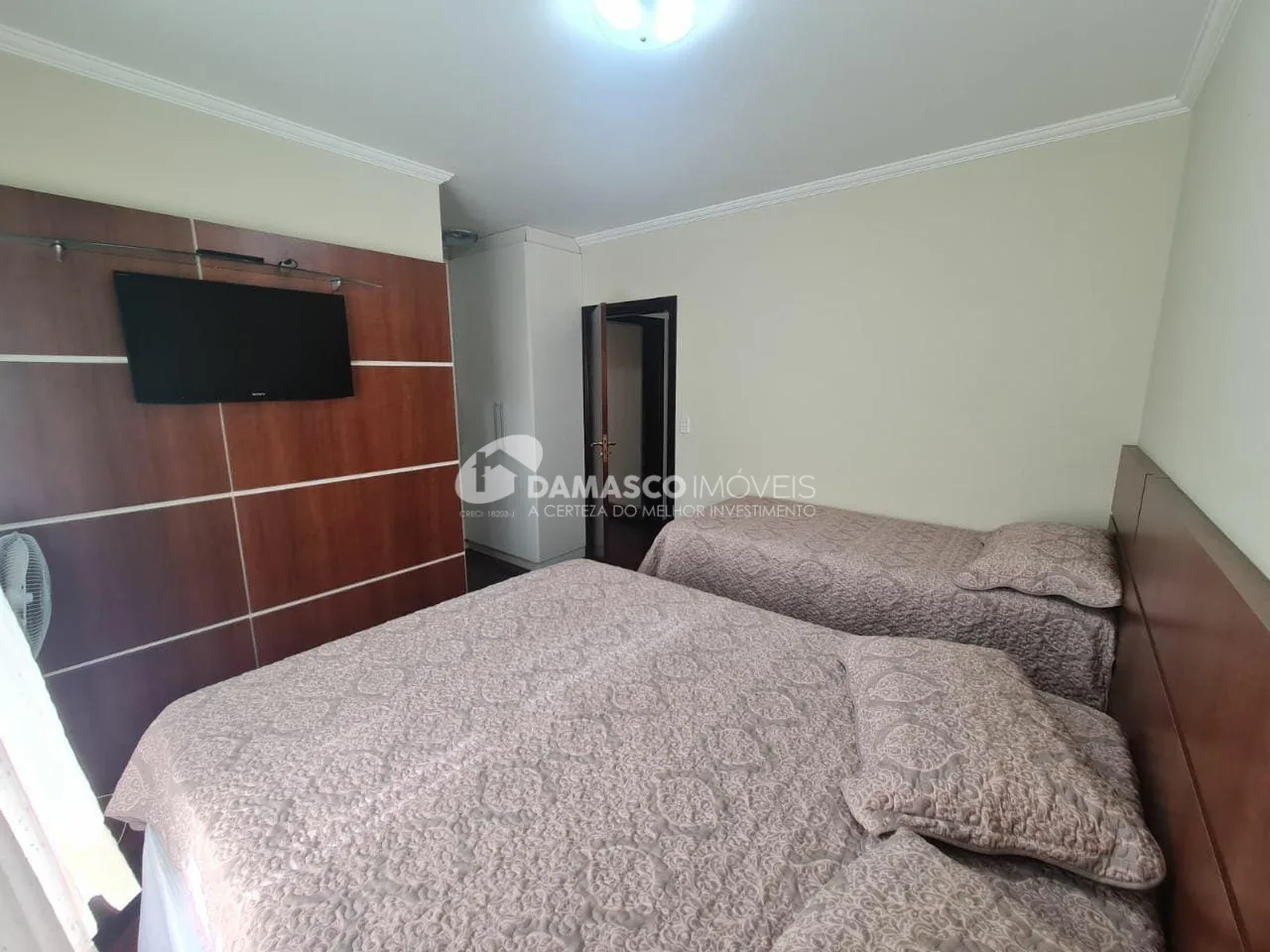 Casa à venda 3 Quartos, 3 Suites, 450M², Avenida Estrutural Leste, Ibiúna - SP