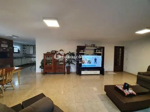 Sobrado à venda 4 Quartos, 2 Suites, 4 Vagas, 312M², Jardim São Caetano, São Caetano do Sul - SP