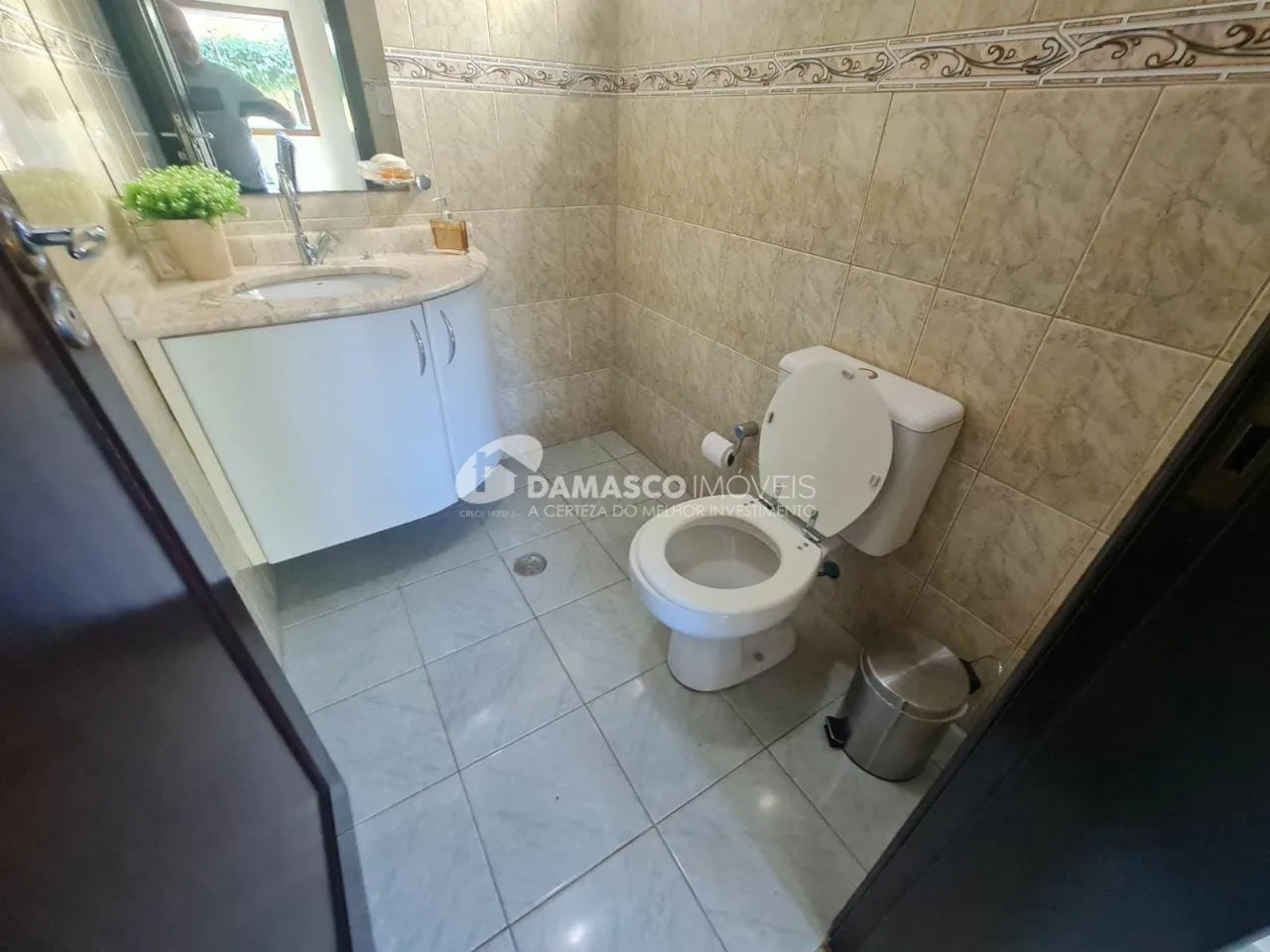 Casa à venda 3 Quartos, 3 Suites, 450M², Avenida Estrutural Leste, Ibiúna - SP