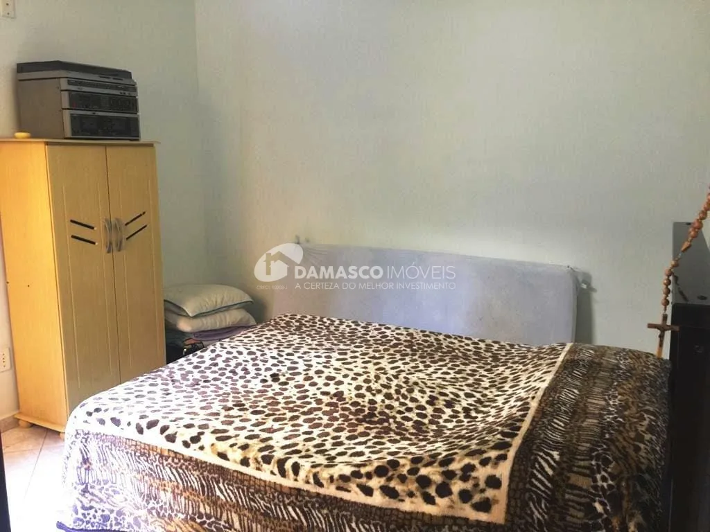 Sobrado para Venda 4 Quartos, 1 Suite, 4 Vagas, Nova Gerty, São Caetano do Sul - SP