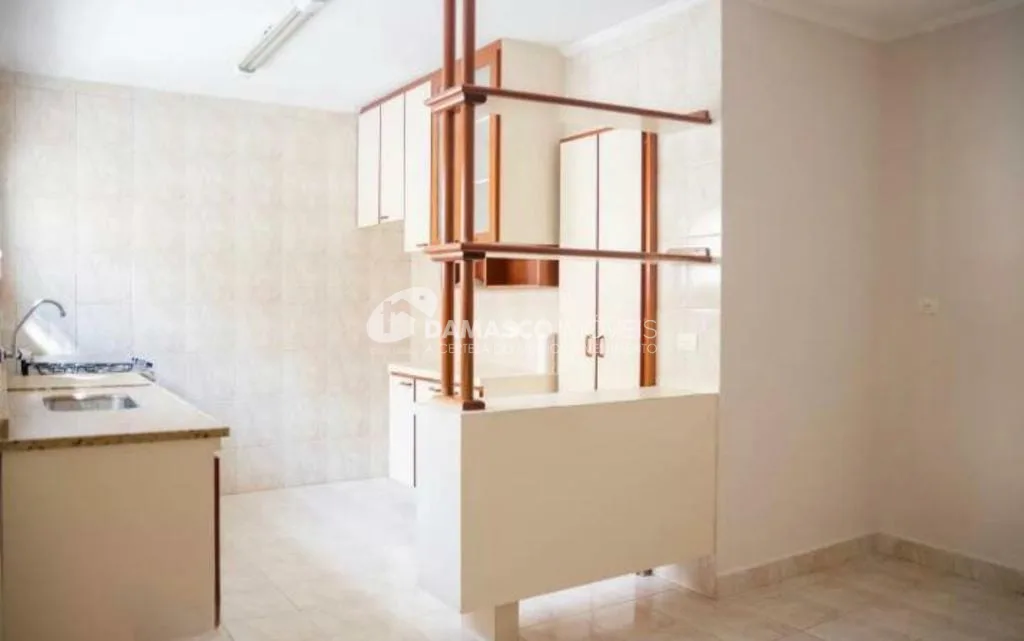 Sobrado à venda 3 Quartos, 4 Vagas, 197 m², Nova Gerty, São Caetano do Sul - SP