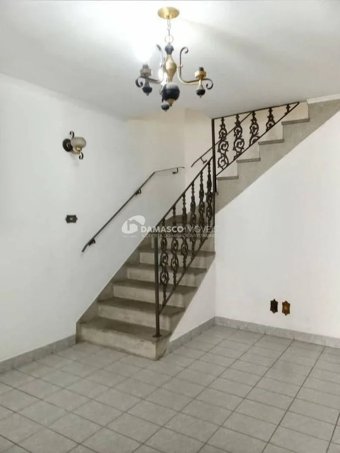 Sobrado para Locação 2 Quartos, 1 Vaga, 94M², Barcelona, São Caetano do Sul - SP