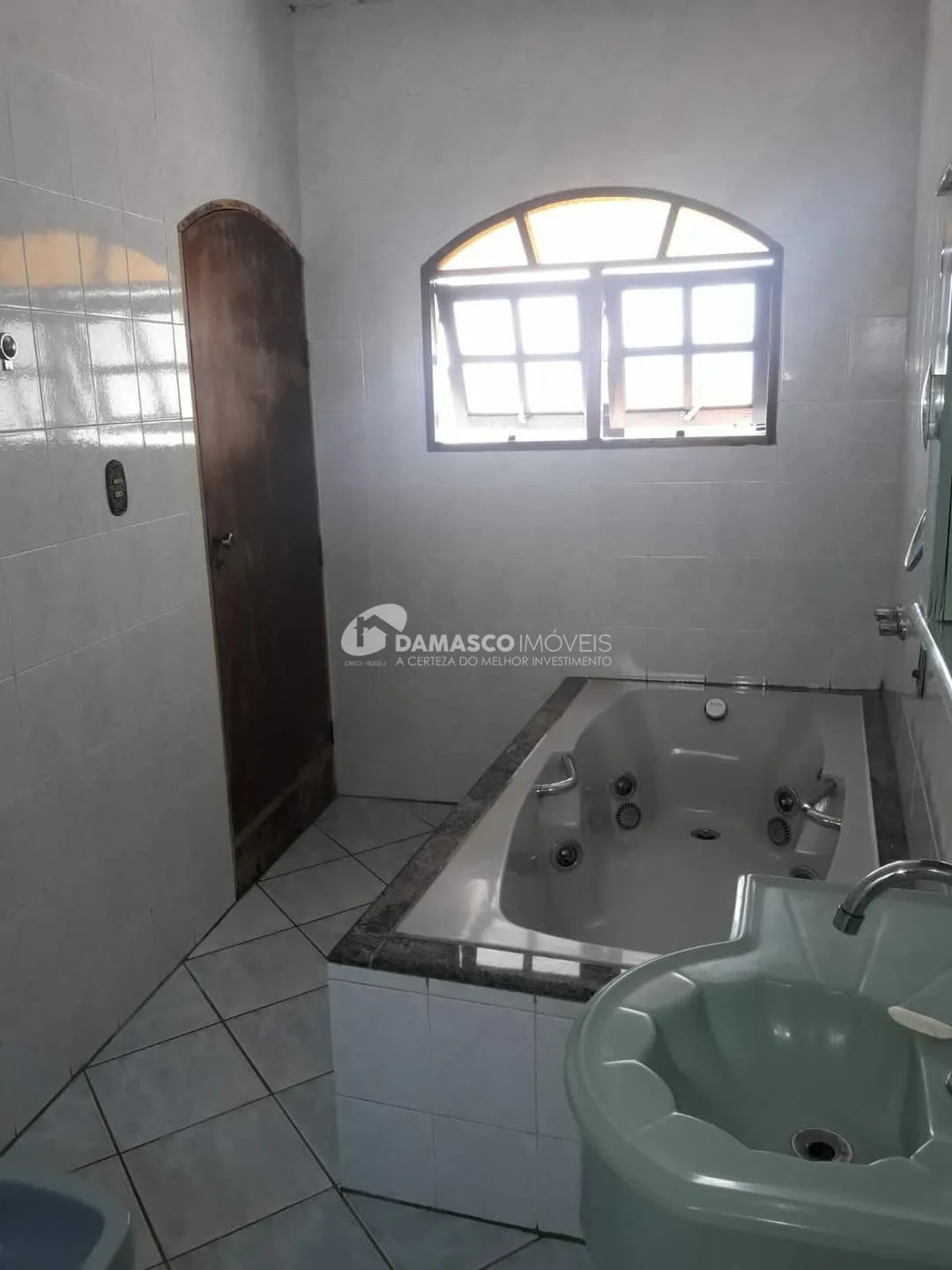Sobrado à venda 3 Quartos, 1 Suite, 2 Vagas, 110M², Jardim Guairaca, São Paulo - SP