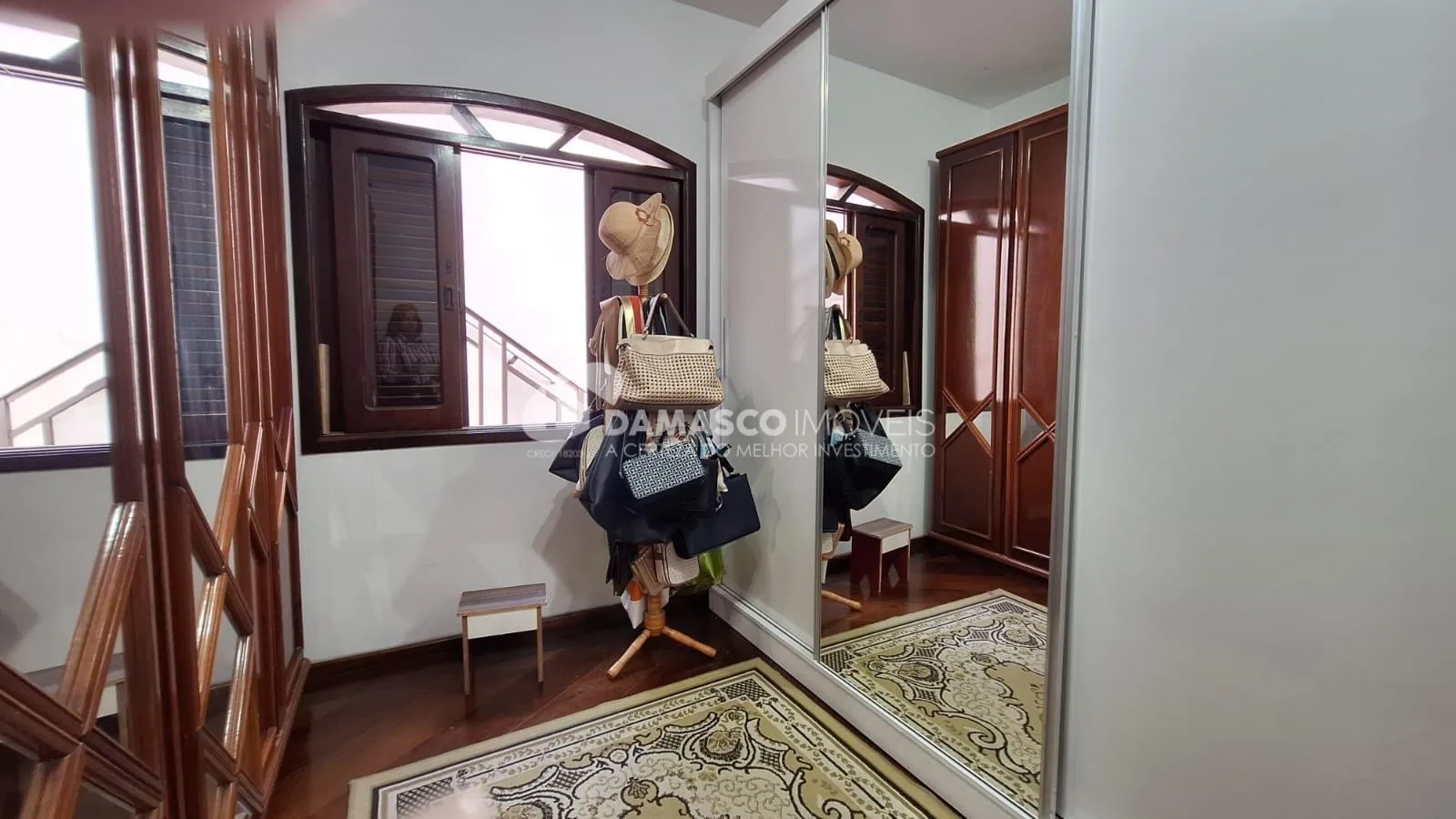 Casa para Venda 3 Quartos, 1 Suite, 4 Vagas, Cerâmica, São Caetano do Sul - SP