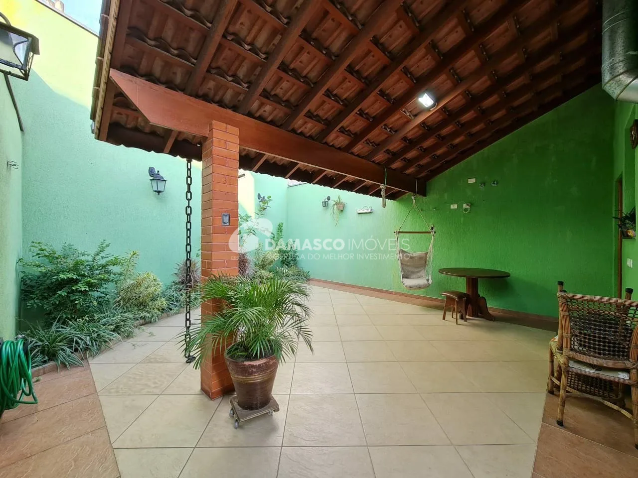 Sobrado à venda 4 Quartos, 1 Suite, 2 Vagas, 220M², Campestre, Santo André - SP