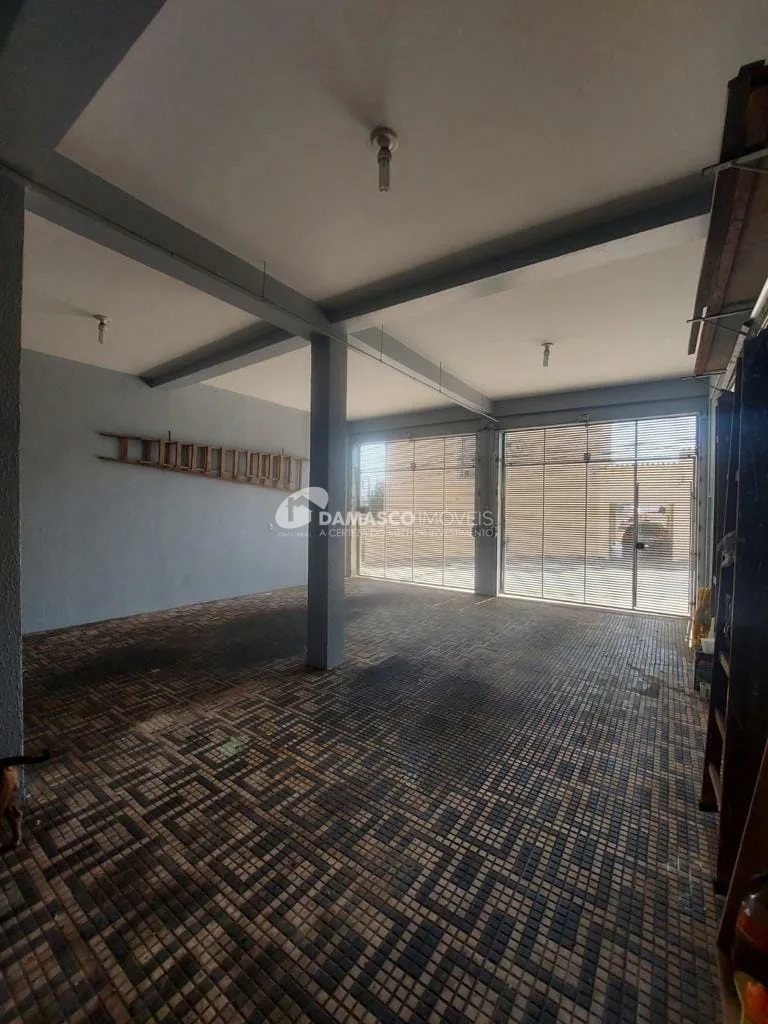 Sobrado à venda 3 Quartos, 1 Suite, 4 Vagas, 383M², Cerâmica, São Caetano do Sul - SP