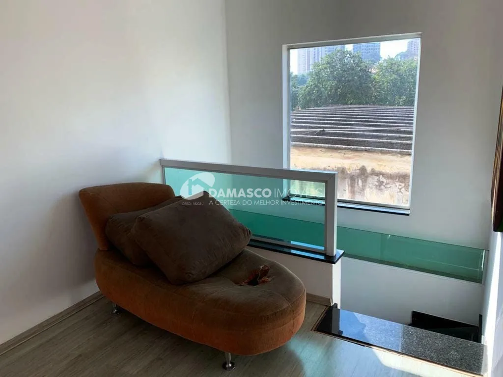 Sobrado à venda 2 Quartos, 2 Suites, 3 Vagas, Santa Paula, São Caetano do Sul - SP
