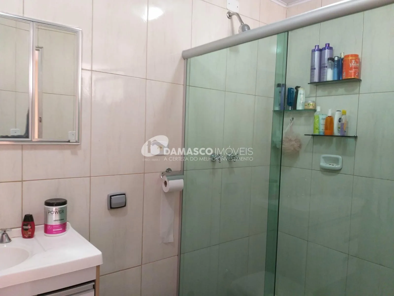 Sobrado à venda 3 Quartos, 2 Suites, 4 Vagas, 330M², Santa Maria, Santo André - SP