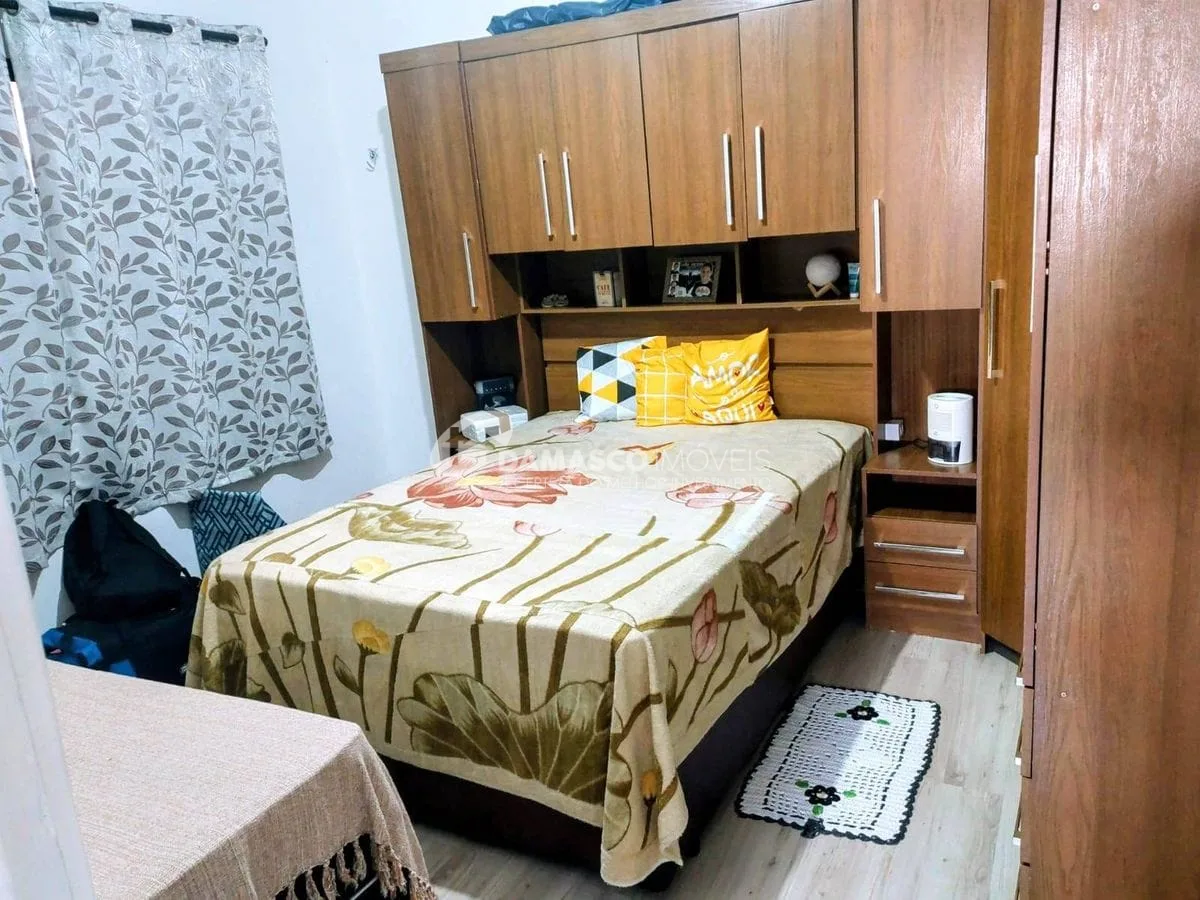 Sobrado no interior
