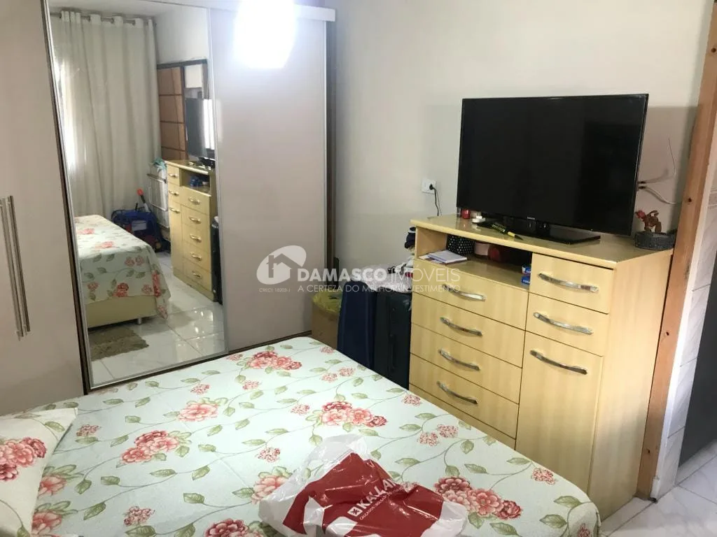 Sobrado à venda 1 Quarto, 1 Suite, 3 Vagas, 254M², Nova Gerty, São Caetano do Sul - SP