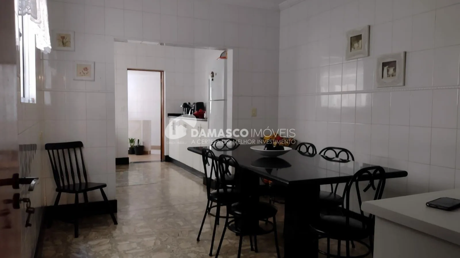Sobrado à venda 3 Quartos, 3 Suites, 3 Vagas, 240M², Barcelona, São Caetano do Sul - SP