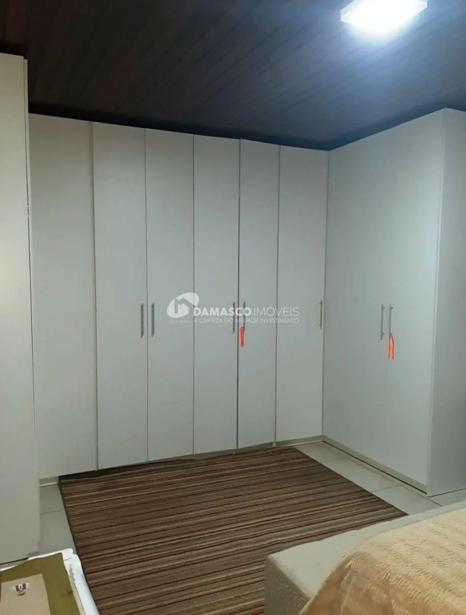 Chácara à venda 4 Quartos, 3 Suítes, 10 Vagas, Horto F Dois, Mairinque - SP