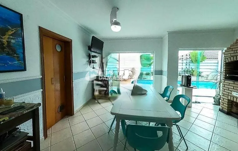 Sobrado à venda 5 Quartos, 5 Suites, 4 Vagas, 405M², Jardim São Caetano, São Caetano do Sul - SP