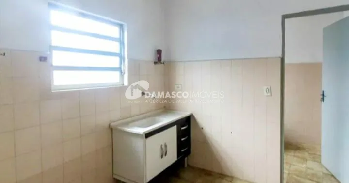 Casa à venda 2 Quartos, 3 Vagas, 190M², Vila Paulo Silas, São Paulo - SP